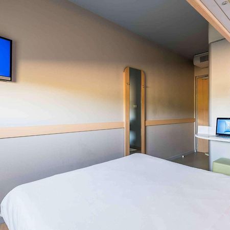 Ibis Budget Amberieu En Bugey/Chateau Gaillard A42 Екстериор снимка