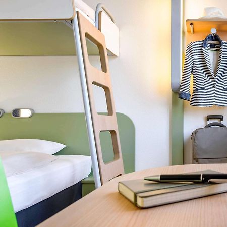 Ibis Budget Amberieu En Bugey/Chateau Gaillard A42 Екстериор снимка