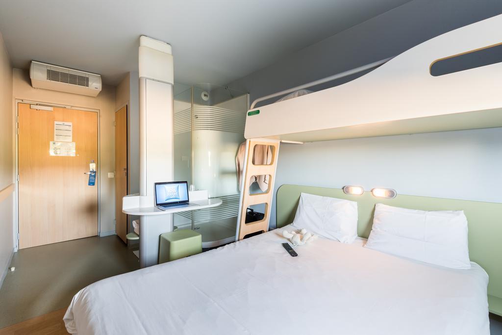 Ibis Budget Amberieu En Bugey/Chateau Gaillard A42 Екстериор снимка