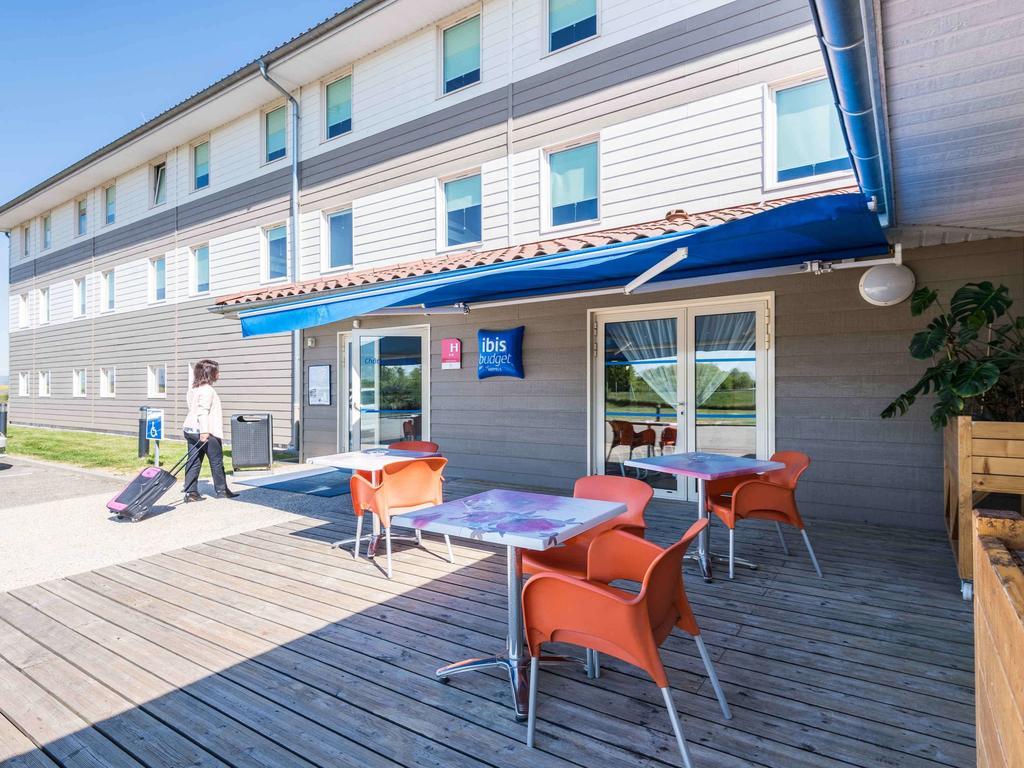 Ibis Budget Amberieu En Bugey/Chateau Gaillard A42 Екстериор снимка
