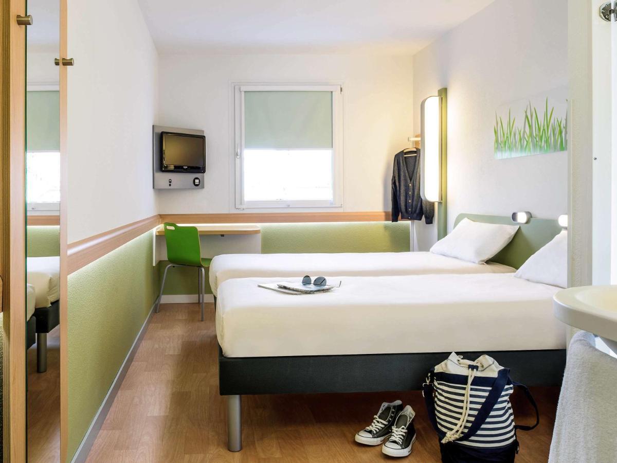 Ibis Budget Amberieu En Bugey/Chateau Gaillard A42 Екстериор снимка